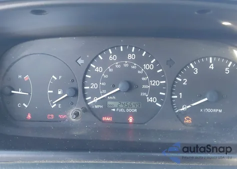 2000 Toyota Camry Ce z USA, uszkodzony, nr VIN 4T1BG22K1YU633590